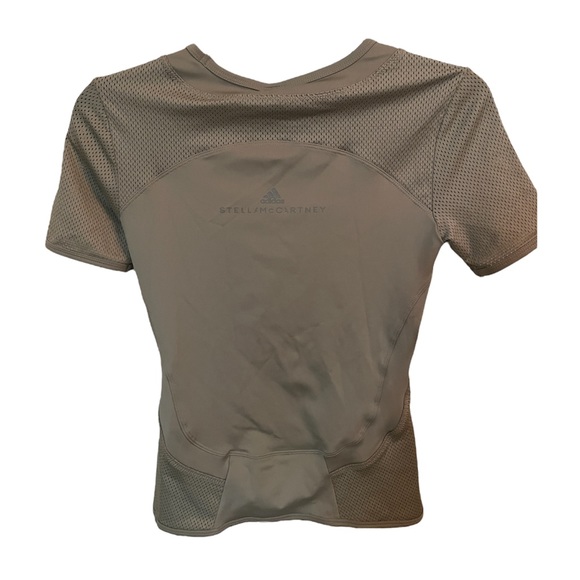 NWT ADIDAS X STELLA MCCARTNEY COLLAB WORKOUT TEE, SUPER COMFY! 🏃‍♀️🏋️‍♀️ - Picture 2 of 3